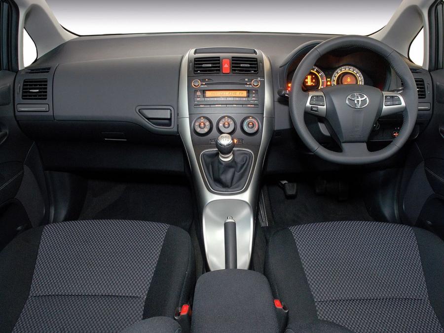  Toyota Auris Sport X 2010 года  (ZA) (фото 20 из 20)